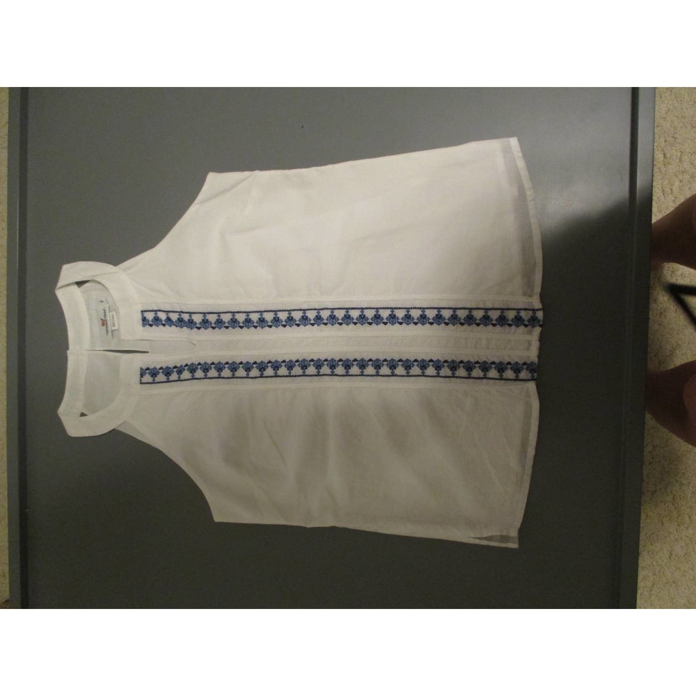 Vineyard Vines tank top